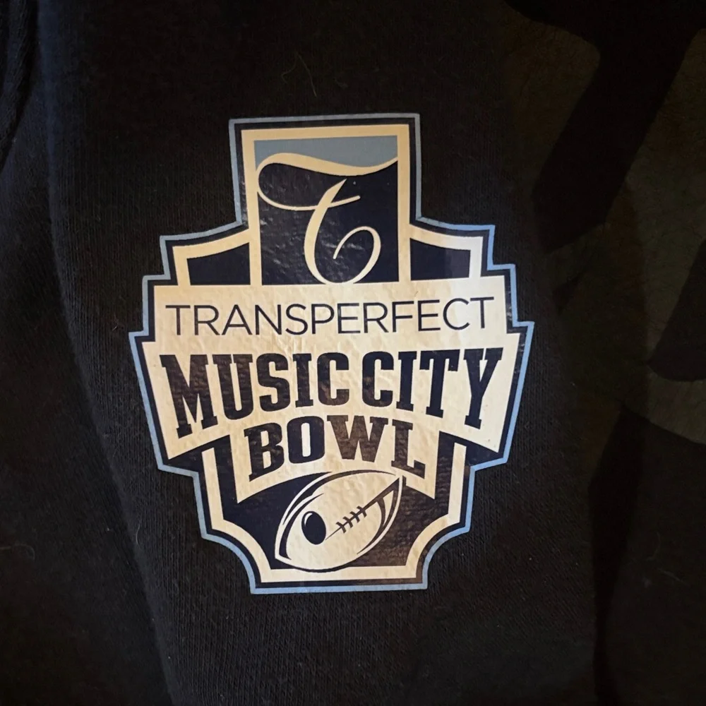 Under Armour Maryland “Terps” football bowl game hoodie Size L - Picture 4 of 4